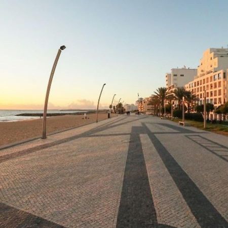 Quarteira Beach Vacation: 2Br Steps To The Sand Exterior foto